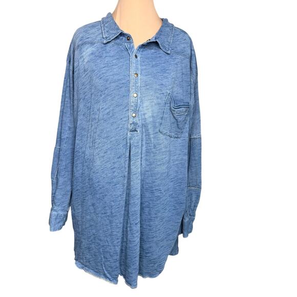 Free People We the Free Love This Henley Chambray Tunic - Picture 2 of 6